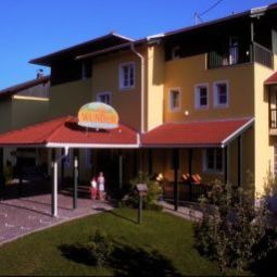 Vista esterna WUNDERs Ferienpension Pension Fotos
