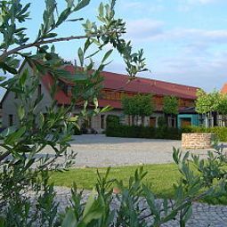An der Klosterpforte Eisleben Helfta