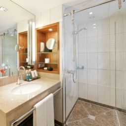 Cuarto de baño Dorint am Heumarkt Fotos