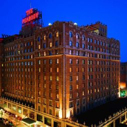 Vista exterior The Peabody Memphis Fotos