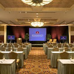 Hall Renaissance Westchester Hotel Fotos