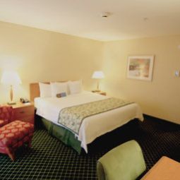Camera Fairfield Inn & Suites San Jose Airport Fotos