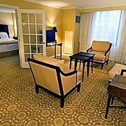 Номер Fairview Park Marriott Fotos
