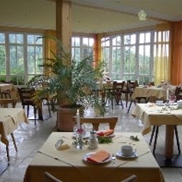 Комната для завтраков Schürger Wellnesshotel Fotos
