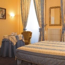 Chambre D'Etigny Fotos