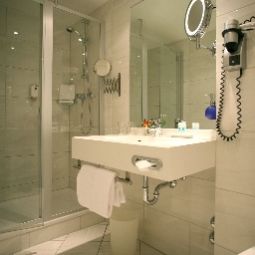 Camera da bagno FFFZ Hotel und Tagungshaus Fotos