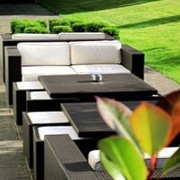 Terrasse Auberge Basque Chateaux et Hotels Collection Fotos