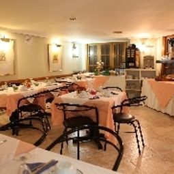 Salle du petit-déjeuner Doña Blanca Fotos