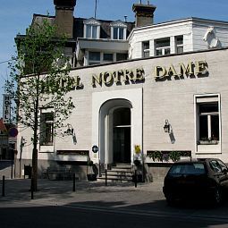 Außenansicht Notre Dame Fotos