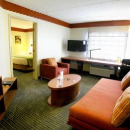 Camera La Quinta Inn & Suites Raleigh Crabtree Fotos