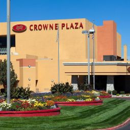 Widok zewnętrzny Crowne Plaza COLORADO SPRINGS Fotos