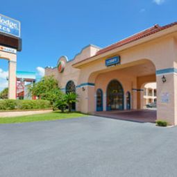 Travelodge Suites East Gate Orange Kissimmee 