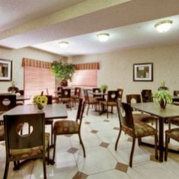 Restaurant Comfort Suites Airport Fotos