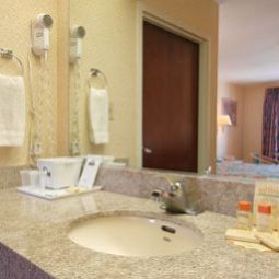 Номер Days Inn Suffolk Fotos