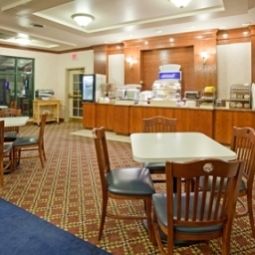Restaurant Holiday Inn Express Hotel & Suites FORT ATKINSON Fotos