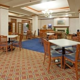 Restaurant Holiday Inn Express Hotel & Suites FORT ATKINSON Fotos