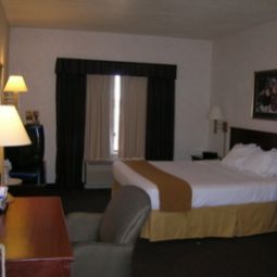 Zimmer Holiday Inn Express Hotel & Suites FORT ATKINSON Fotos