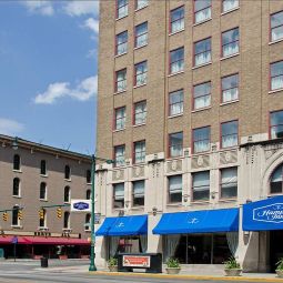 Vista esterna Hampton Inn Indianapolis Dwtn Across from Circle Centre Fotos
