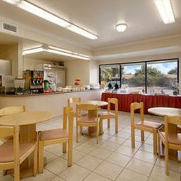 Hotelfotos Ramada Limited Suites - Bakersfield