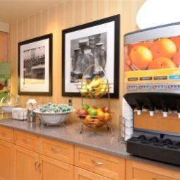 Restaurante Hampton Inn & Suites® Langley-Surrey Fotos