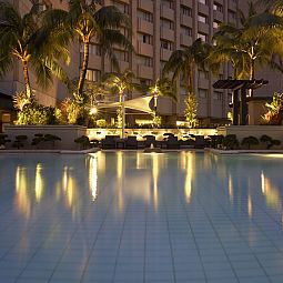 Pool Shangri-La Makati Fotos