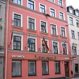 Außenansicht Forums Fotos
