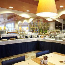 Buffet Best Western Tre Torri Fotos