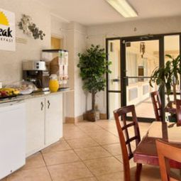 Days Inn Chesapeake Chesapeake 