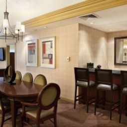 Suite Embassy Suites New Orleans  Convention Center Fotos