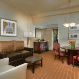 Suite Embassy Suites Alexandria Old Town Fotos