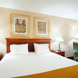 Habitación Holiday Inn Express Hotel & Suites CHICAGO-MIDWAY AIRPORT Fotos
