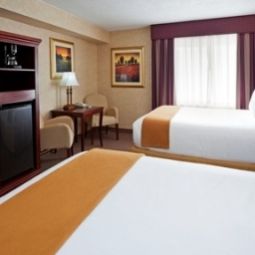 Room Holiday Inn Express PARAMUS Fotos