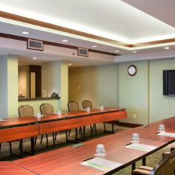 Tagungsraum DoubleTree by Hilton Wichita Airport Fotos