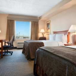 Zimmer DoubleTree by Hilton Wichita Airport Fotos