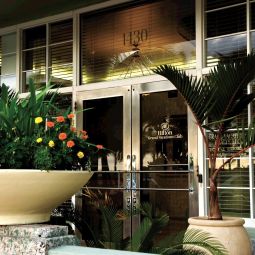 Vista esterna Hilton Grand Suites South Beach Fotos