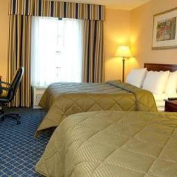 Zimmer Comfort Inn Randolph Fotos