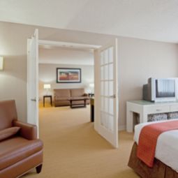 Suite Holiday Inn Hotel & Suites MARLBOROUGH Fotos