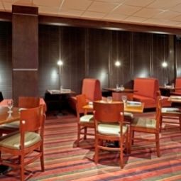Restaurant Holiday Inn TOTOWA WAYNE Fotos