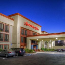 Hampton Inn Fremont Fremont                                    