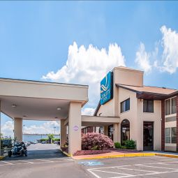 Quality Inn near Potomac Mills Woodbridge                                    
