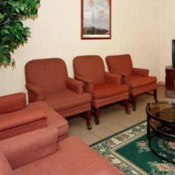 Холл Rodeway Inn & Suites Medical Center Fotos