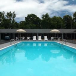 Piscine Rodeway Inn & Suites Fotos