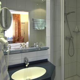 Cuarto de baño Pflieger Nebengebäude Fotos