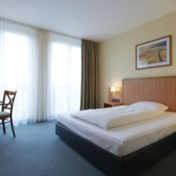 Business-Zimmer InterCityHotel Fotos