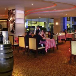 Breakfast room within restaurant Novotel Wuhan Xinhua Fotos