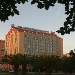 Vista exterior Vértice Sevilla Fotos