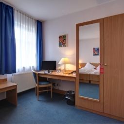  Filmhotel Lili Marleen Fotos