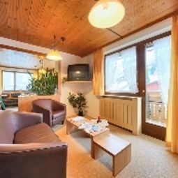 Lucia Hotel Pension Дамюльс 