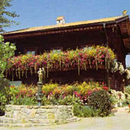 Aparthotel Brunnenhof Дамюльс 