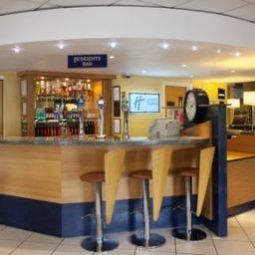Bar JCT.12 Holiday Inn Express GLOUCESTER - SOUTH M5 Fotos